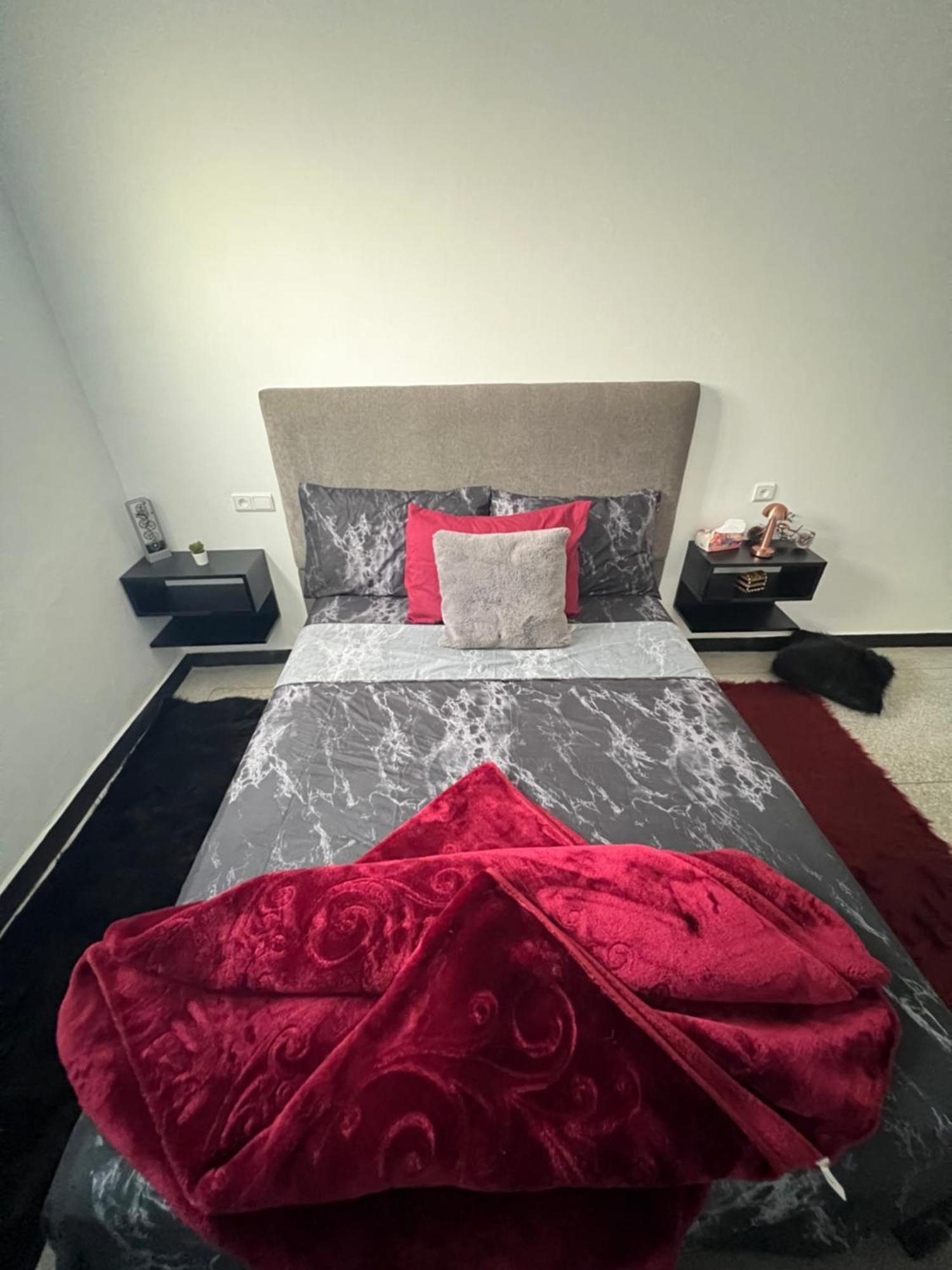 Youss Family Appartement เอสเซาอิรา ภายนอก รูปภาพ